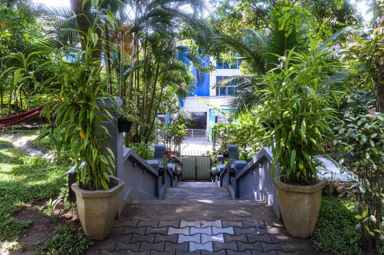 Colonial Residence 康提 外观 照片