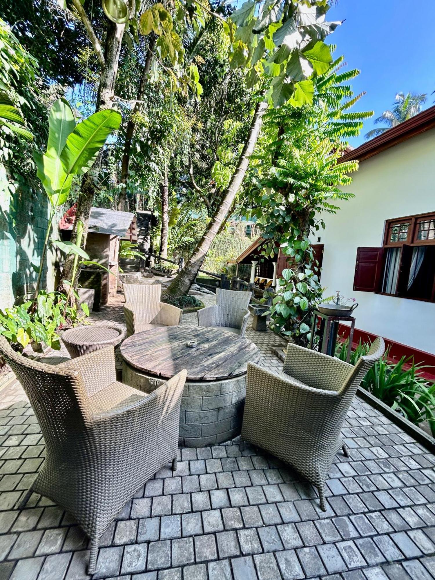 Colonial Residence 康提 外观 照片